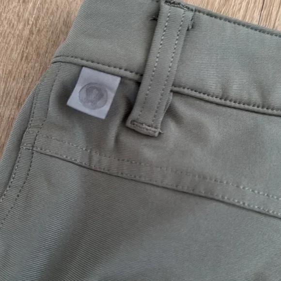 Lululemon ABC pant size 34 - Picture 3 of 5